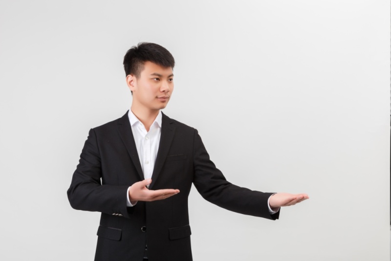 苹果派未开先火 购房者提前两天排长队(组图) 苹果派未开先火 购房者提前两天排长队(组图)