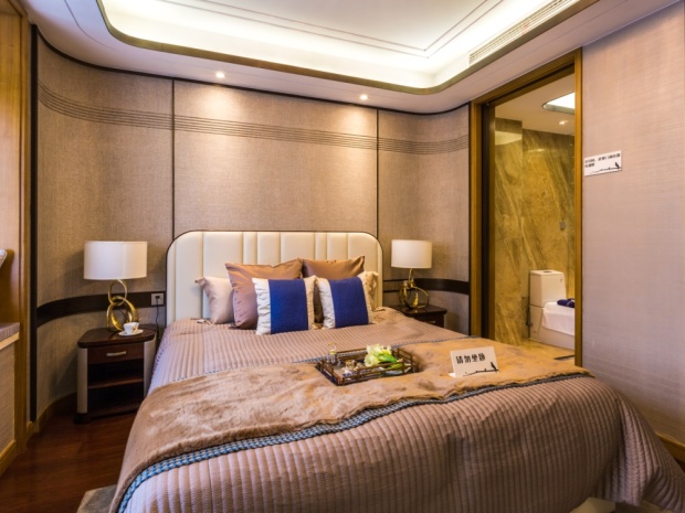 医用床头柜什么材质买一个床头柜风水上来说好不好，家居布置有讲究_https://www.jmylbn.com_新闻资讯_第2张