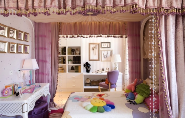 医用床头柜什么材质床头柜哪种好，选对材质与功能是关键_https://www.jmylbn.com_新闻资讯_第1张