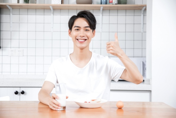 为什么旁边病床有餐桌病床餐桌怎么使用？提升家居舒适度的妙招_https://www.jmylbn.com_新闻资讯_第1张